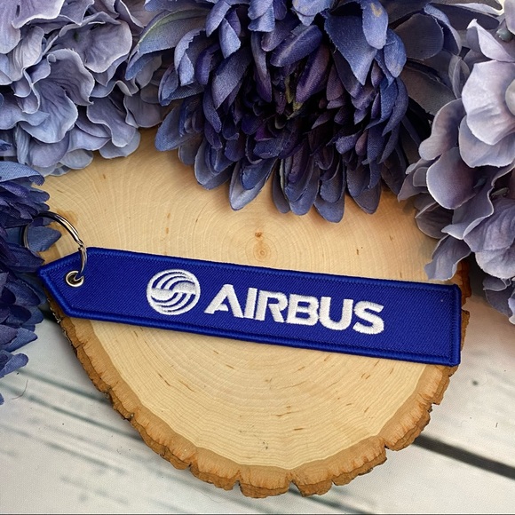 Airbus 320 Aviator Keychain Luggage Tag - Picture 5 of 12